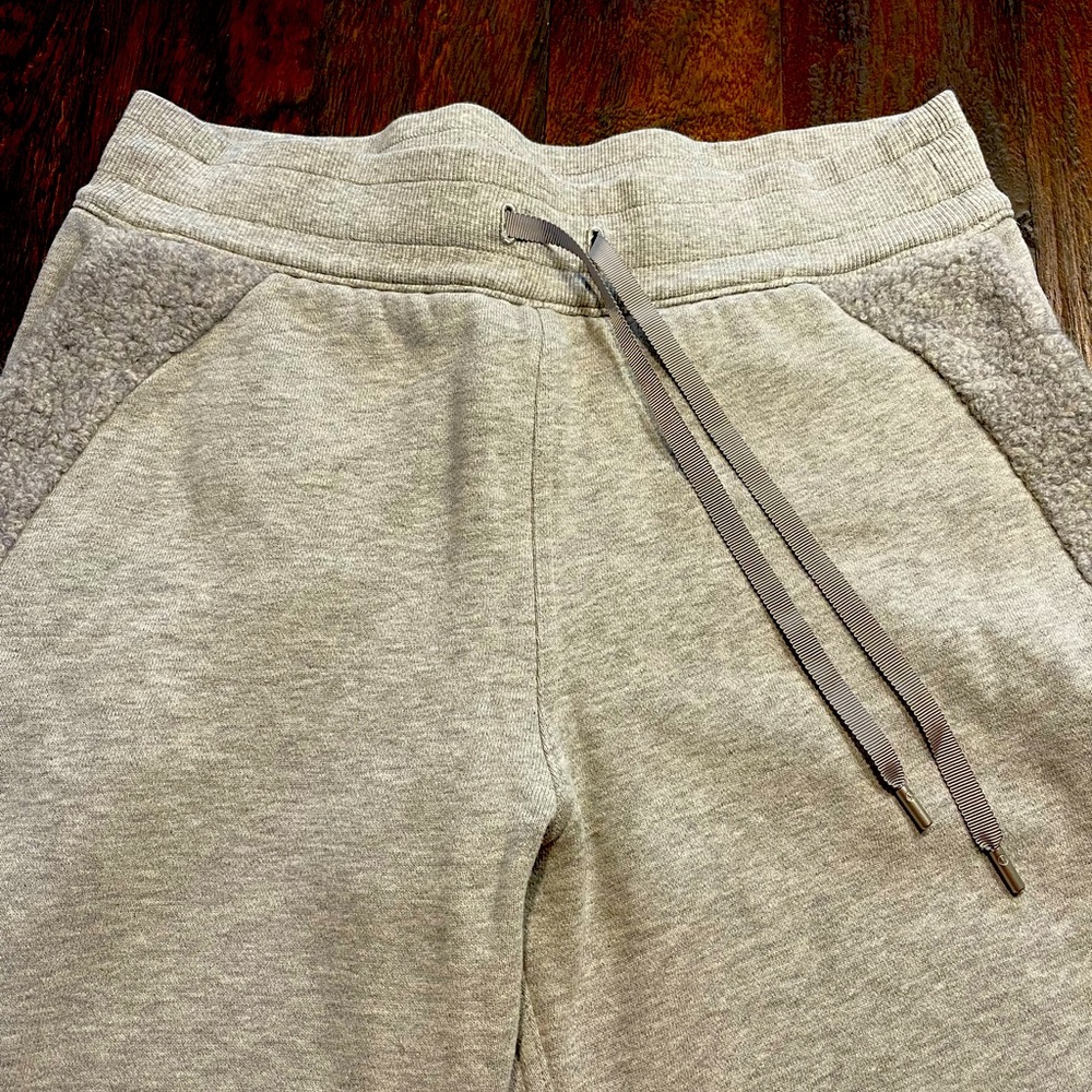 lululemon Scuba Jogger *Sherpa